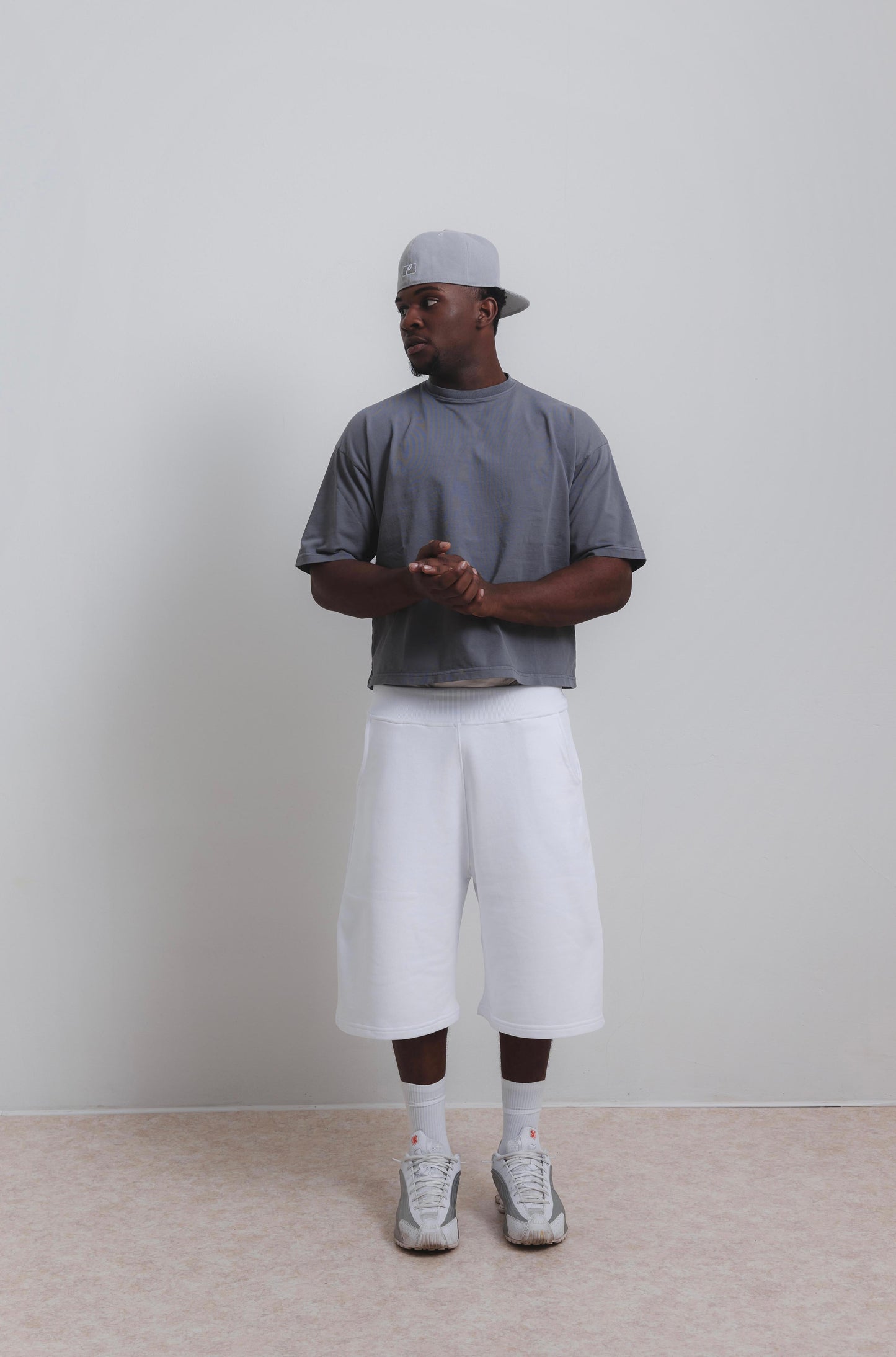 SMOKE GREY EVERYDAY TEE