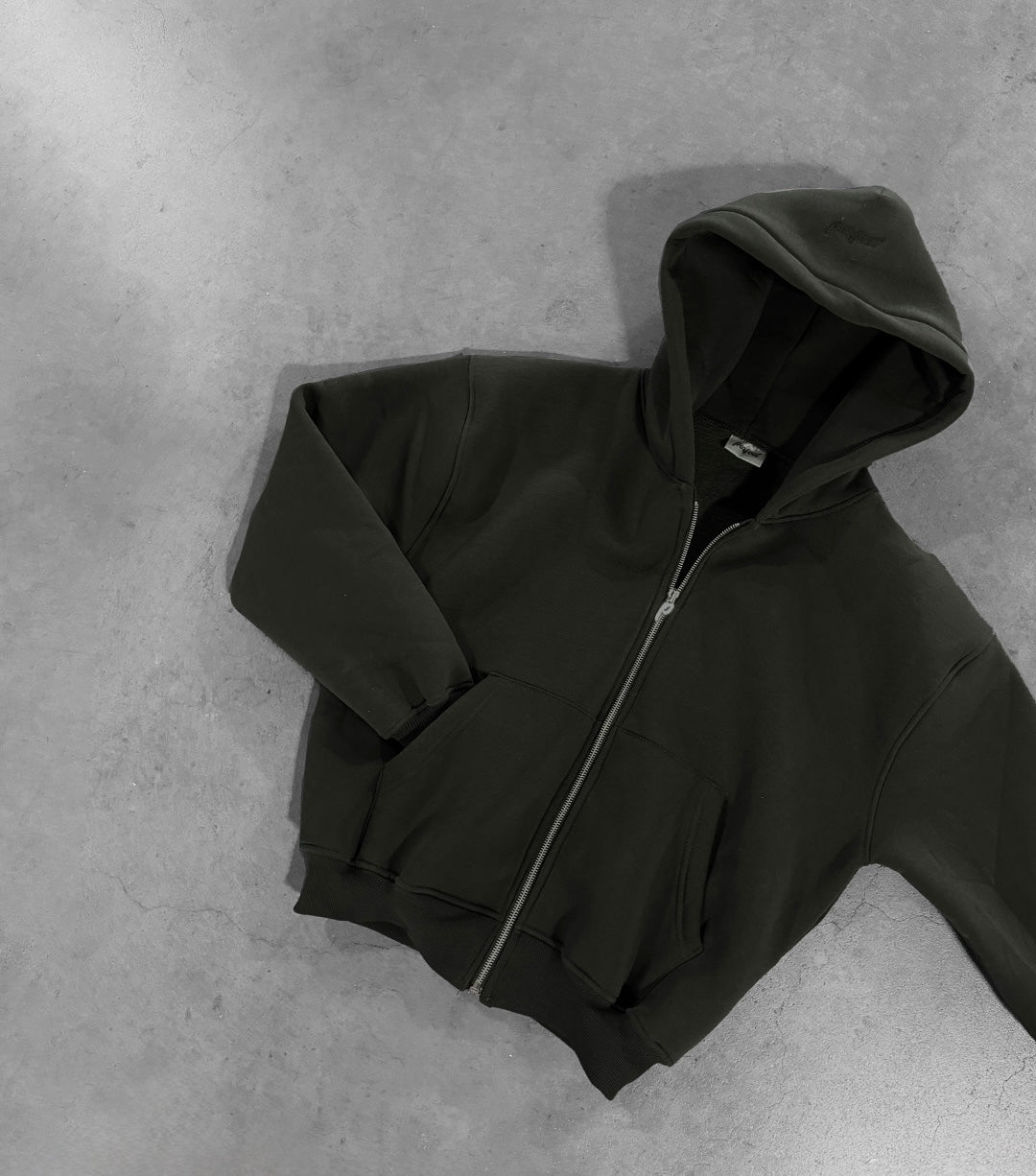 MILITARY GREEN ZIP HOODIE