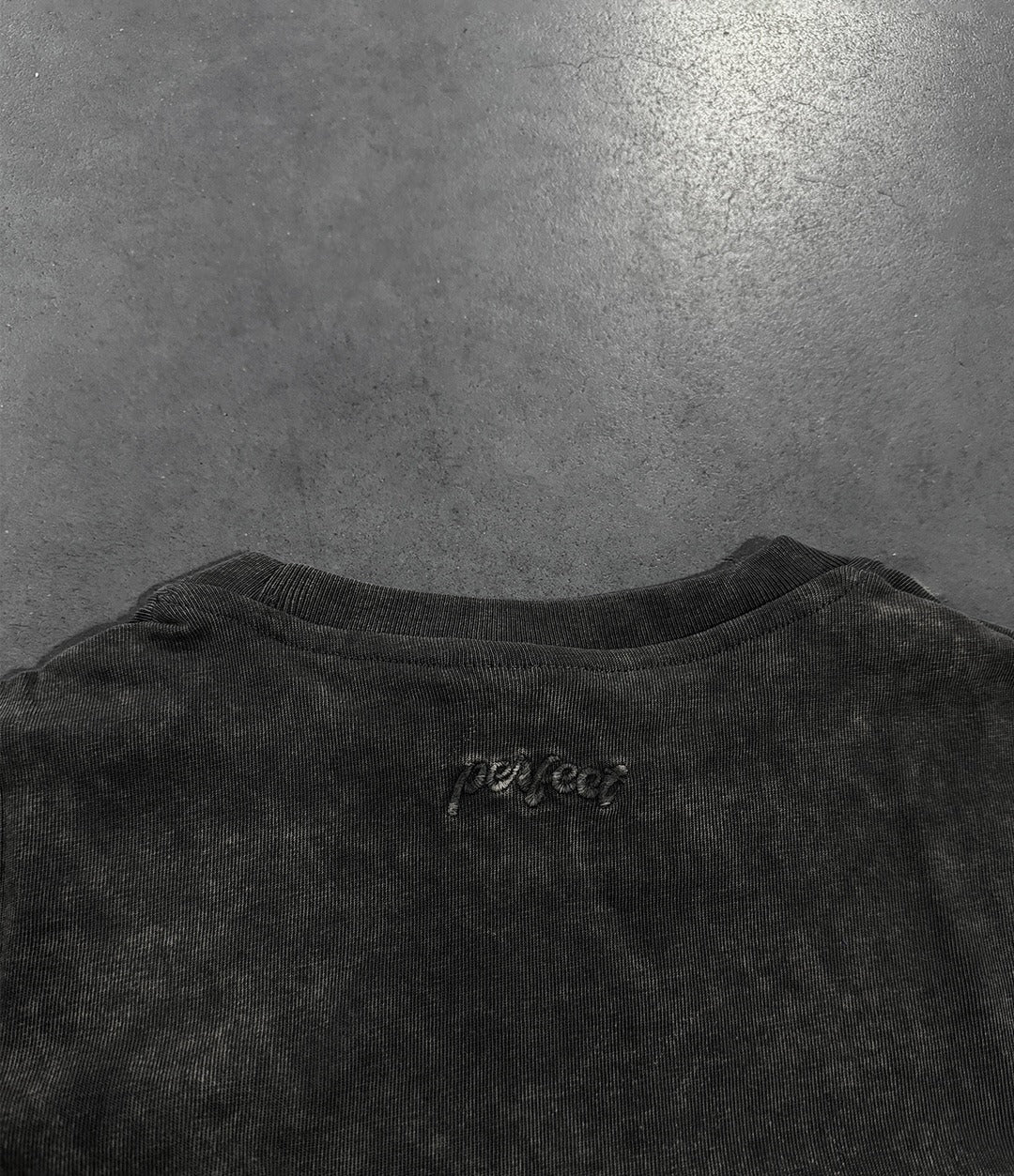 DIRTY GREY EVERYDAY TEE